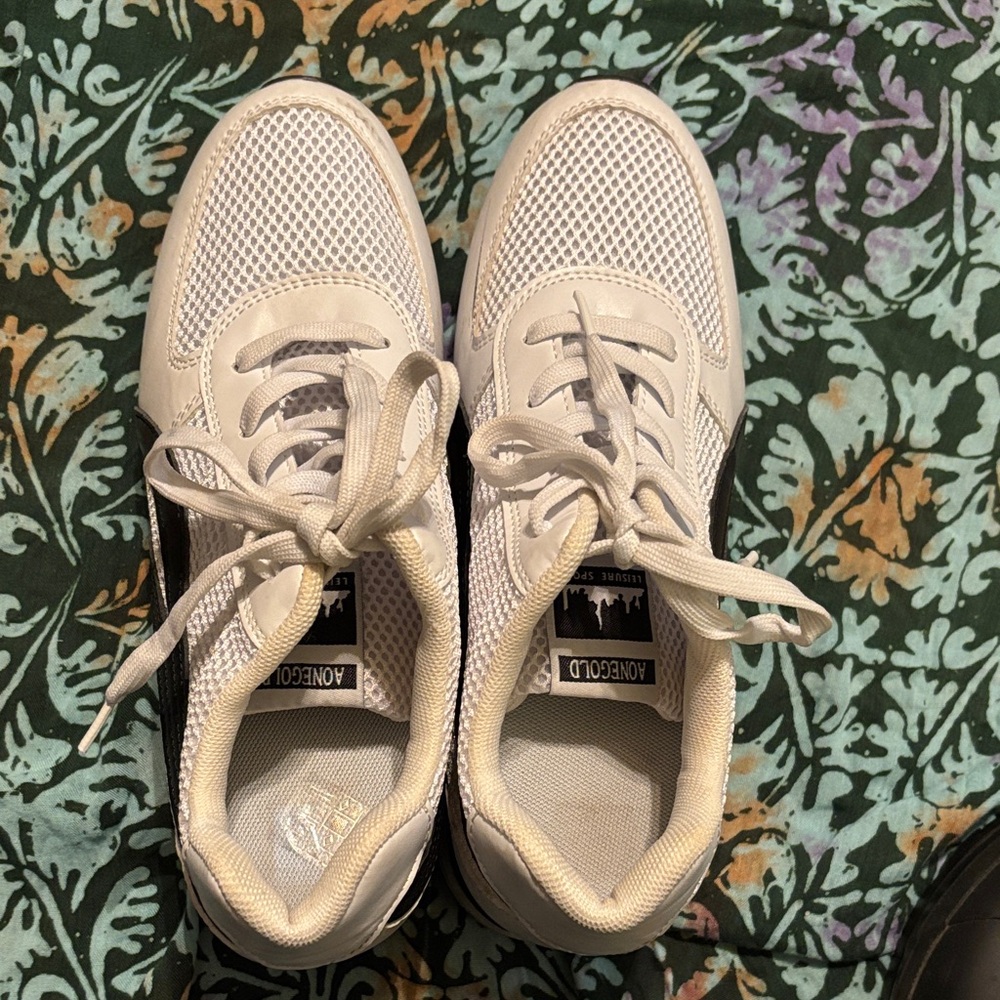 White and Black Sneakers by Ande Collard aonegold us41